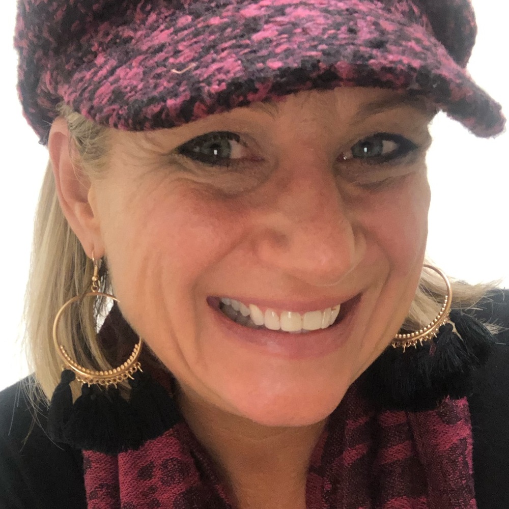 Meet your Posher, Denise